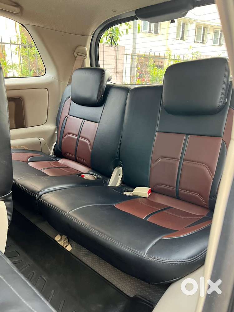 Toyota Innova 2.5 Gx (diesel) 8 Seater Bs Iv, 2014, Diesel