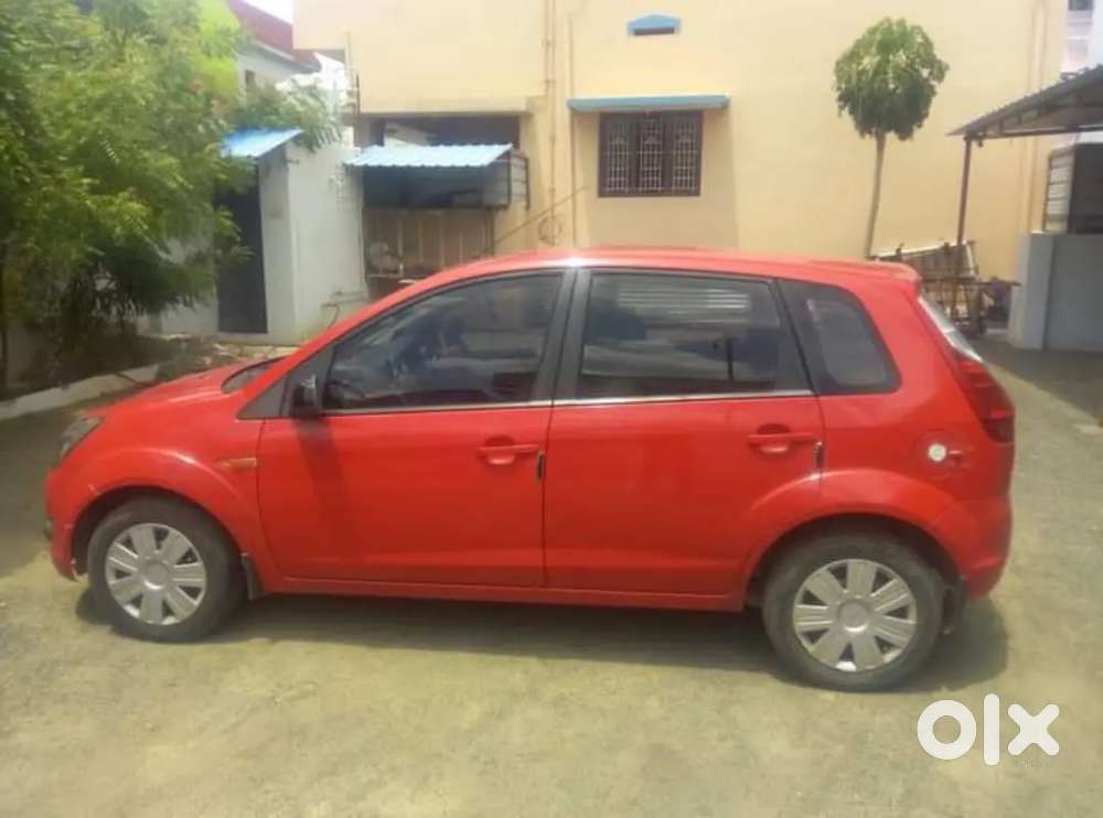 Ford Fiesta 2010 Petrol 90000 Km Driven