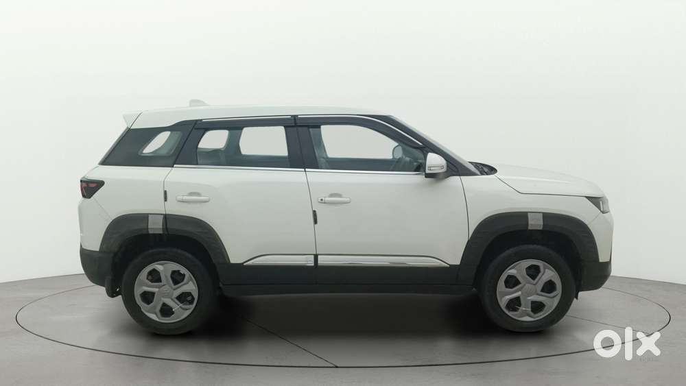 Maruti Suzuki Vitara Brezza 1.5 Vxi At, 2024, Petrol