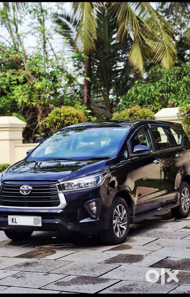 Toyota Innova Crysta 2.8 Gx At, 2022, Diesel