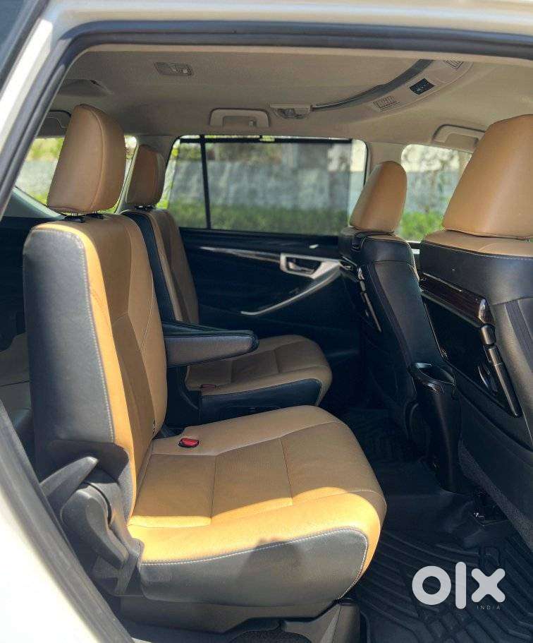 Toyota Innova Crysta 2.4 Z 7 Str, 2022, Diesel