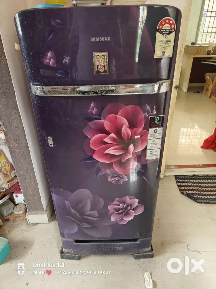 Samsung 5 star refrigerator 198L Aircool and Blaupunkt 42inch Smart Tv