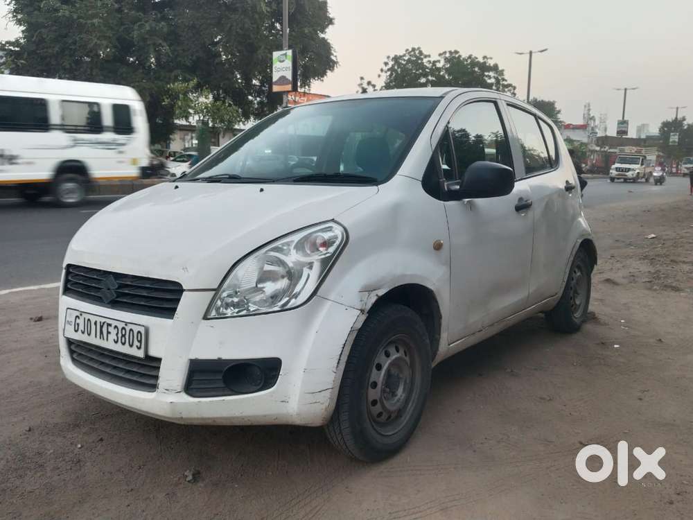Maruti Suzuki Ritz Lxi, 2011, Petrol