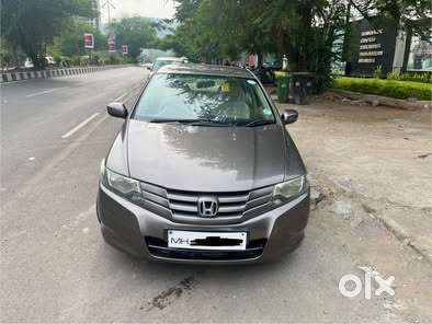 Sale Honda City Petrol 2011