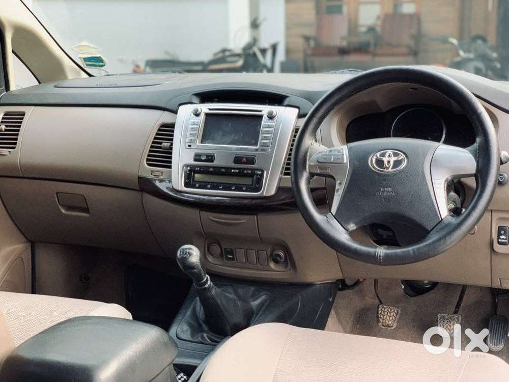 Toyota Innova 2.5 Vx 7 Str, 2016, Diesel