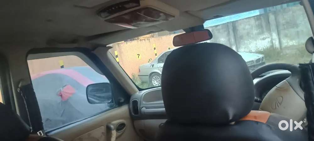 Mahindra Scorpio 2006