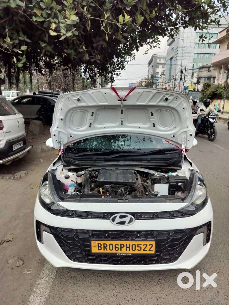 Hyundai Aura 1.2 Sx Cng, 2026, Cng & Hybrids