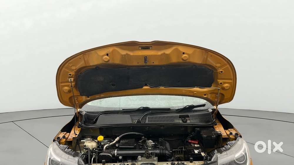 Renault Triber Rxl, 2021, Petrol