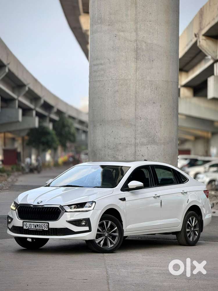 Skoda Slavia 1.0 Tsi Style, 2023, Petrol