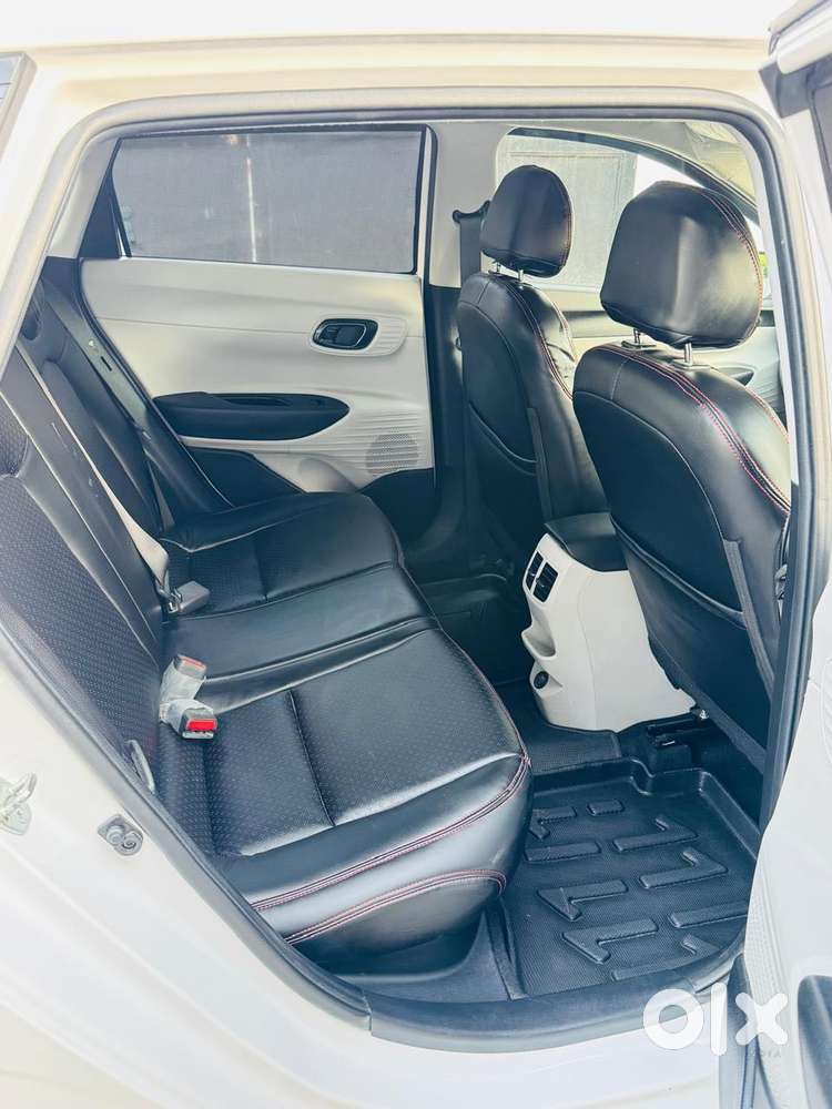 Hyundai I20 Sportz 1.2 Ivt, 2024, Petrol