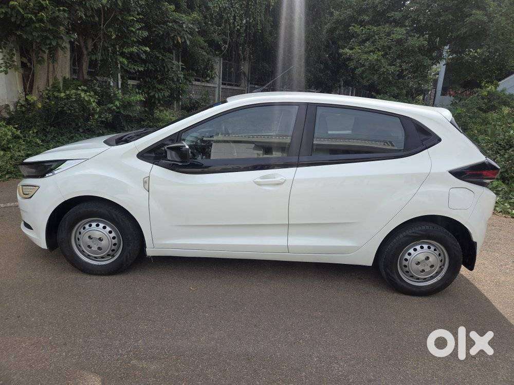 Tata Altroz 1.2 Xm, 2021, Petrol