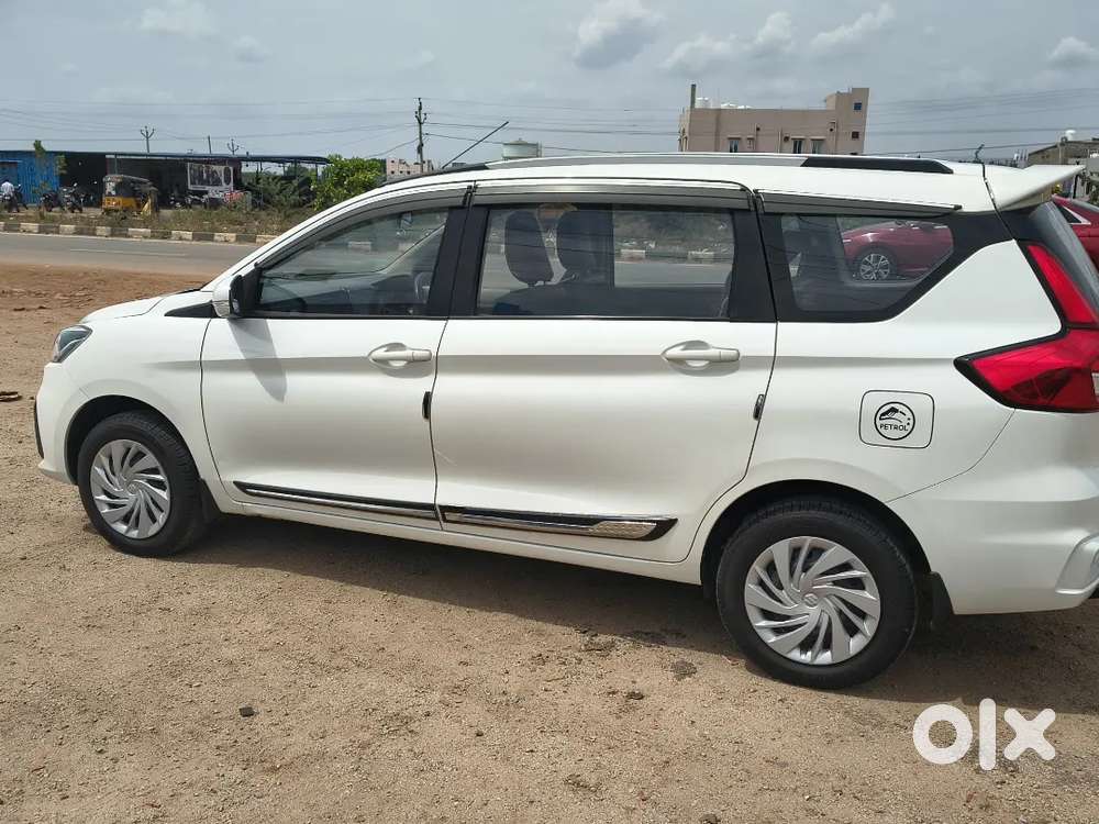 Maruti Ertiga Vxi 2024