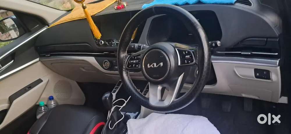 Kia Carens 1.4 Luxury 2023