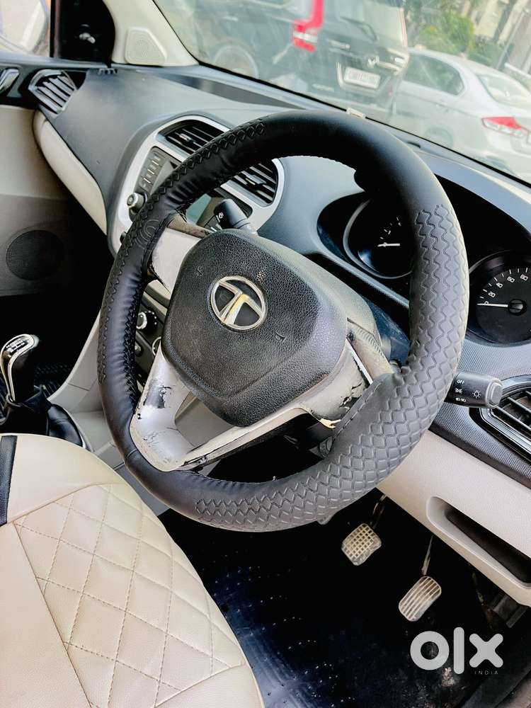 Tata Tiago 1.2 Revotron Xt (o), 2016, Petrol