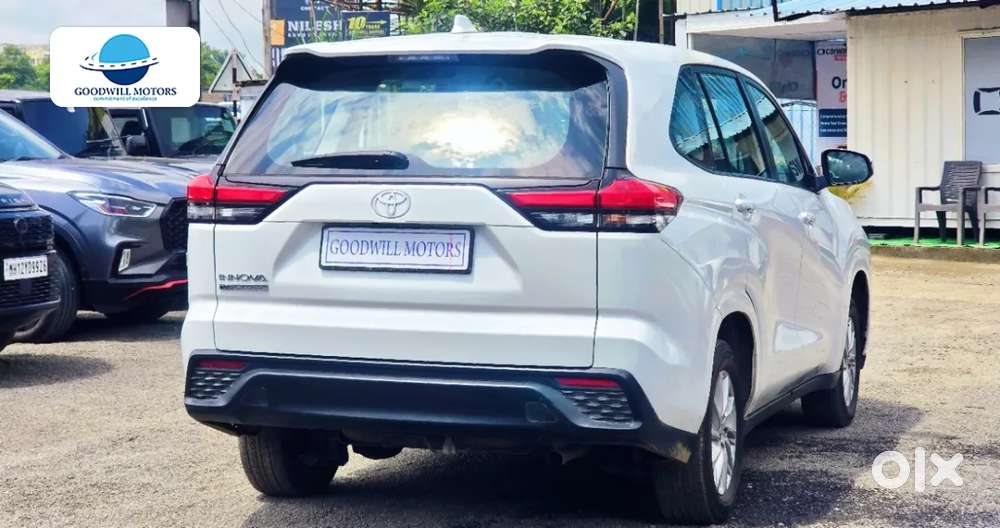 Toyota Innova Hycross 2.0 Gx 7 Str, 2023, Petrol