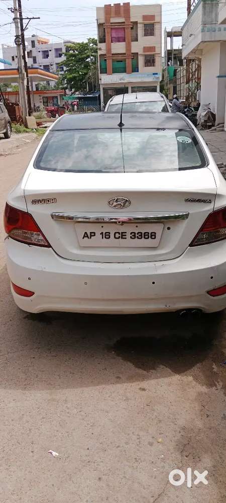 Hyundai New Verna 2012 Diesel 230000 Km Driven
