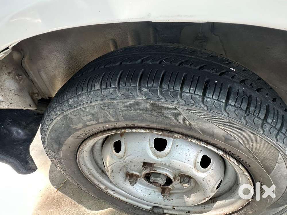 Maruti Suzuki 800 2005 Petrol Well Maintained