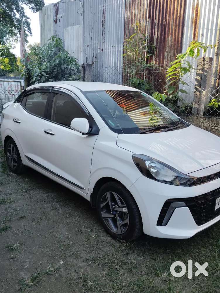 Hyundai Aura 1.2 Petrol 2024