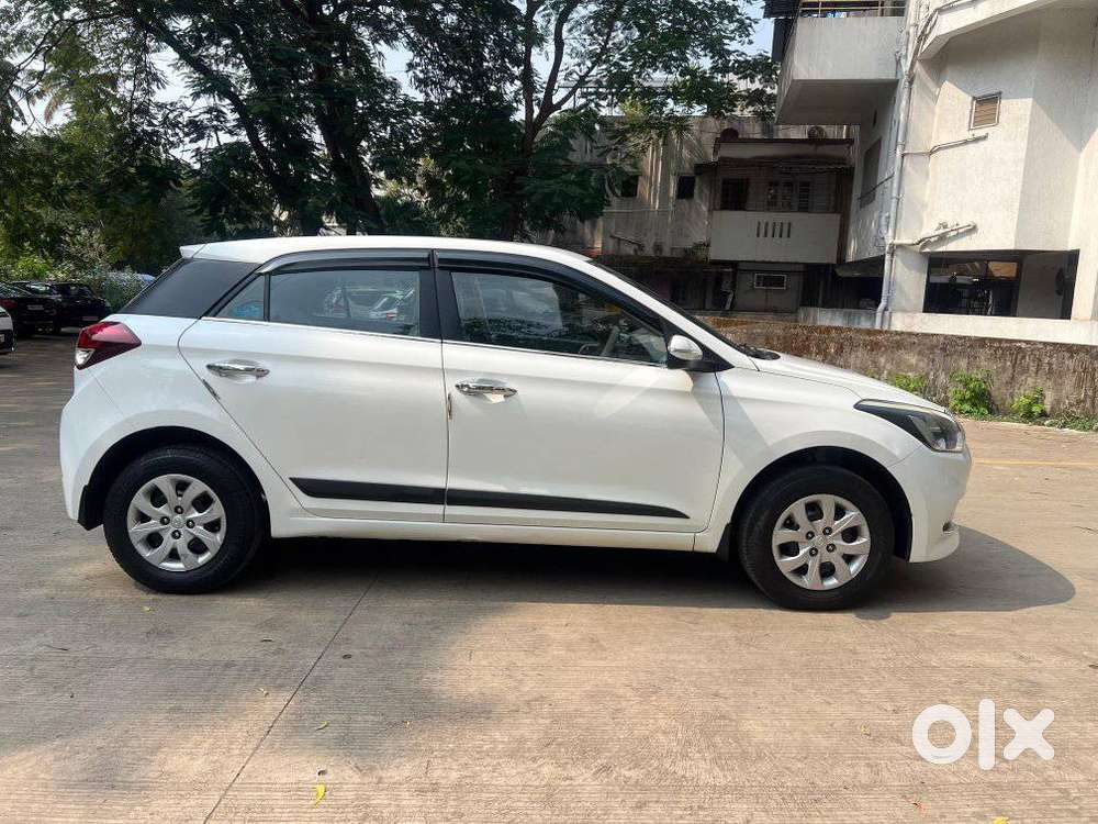 Hyundai Elite I20 Sportz (o) 1.4, 2015, Petrol