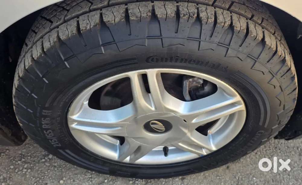 Mahindra Marazzo M6, 2018, Diesel