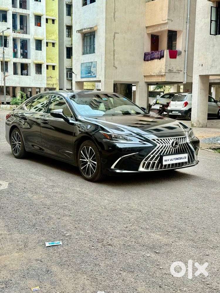 Lexus Es 300h Luxury, 2025, Cng & Hybrids