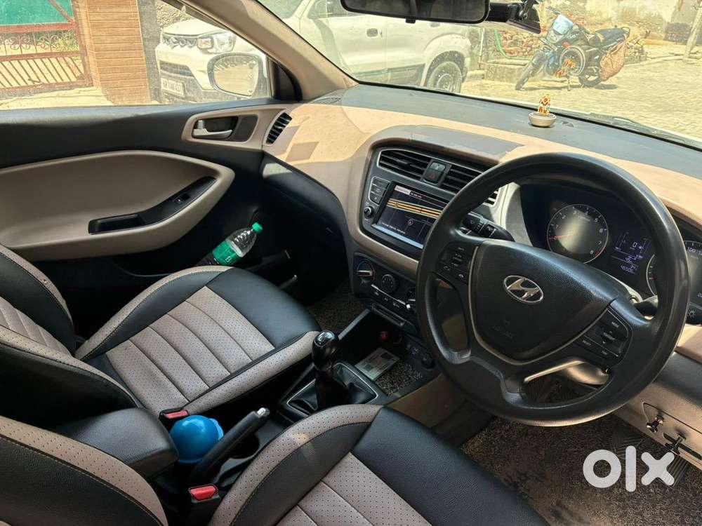 Hyundai Petrol Car 2019