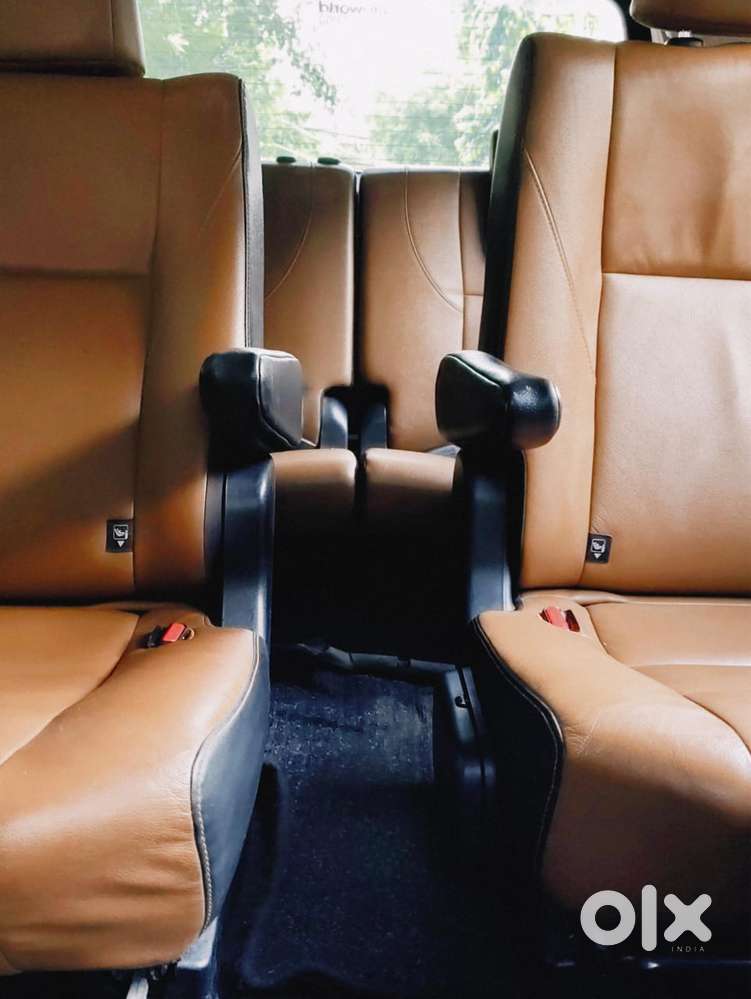 Toyota Innova Crysta 2.8z Automatic, 2018, Diesel