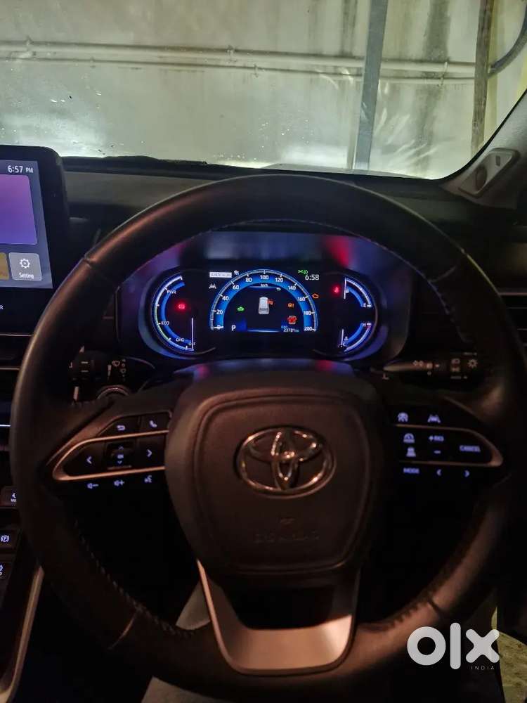 Toyota Innova Hycross 2024 Well Maintained Condition