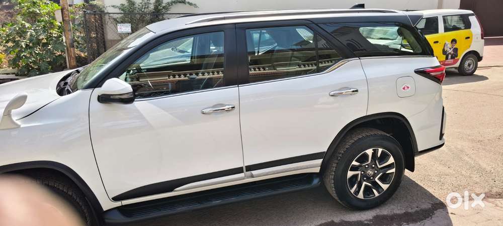 Toyota Fortuner Legender 4x4 At 2.8, 2024, Diesel