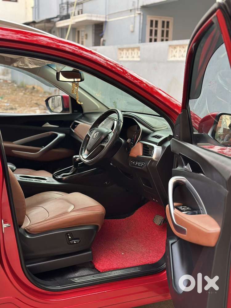 Mg Hector Plus 1.5 Sharp Turbo Cvt 6 Str, 2021, Petrol