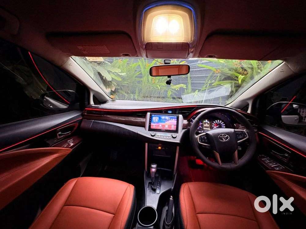 Toyota Innova Crysta 2.8 Z, 2016, Diesel