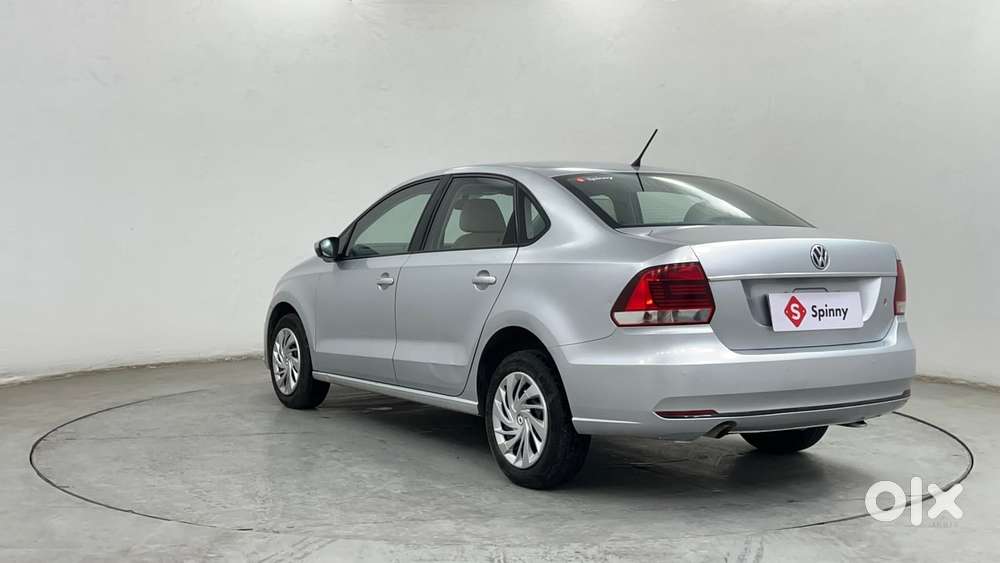 Volkswagen Vento 1.2 Tsi Comfortline At, 2016, Petrol