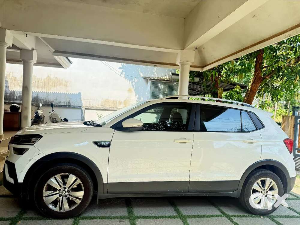 Skoda Kushaq 2023 Petrol At