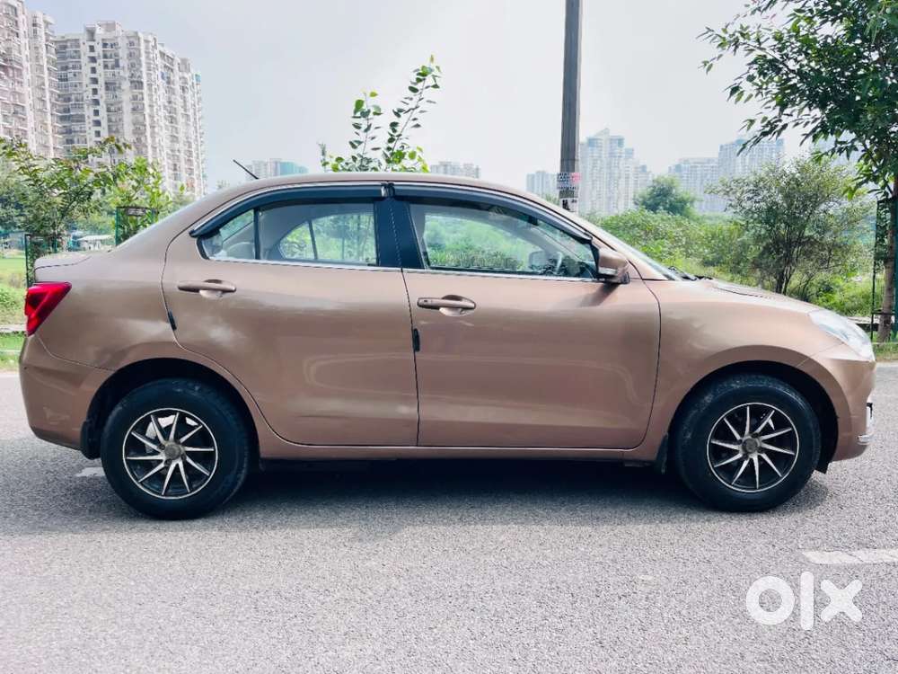 Maruti Suzuki Dzire 1.2 Vxi Amt, 2018, Petrol