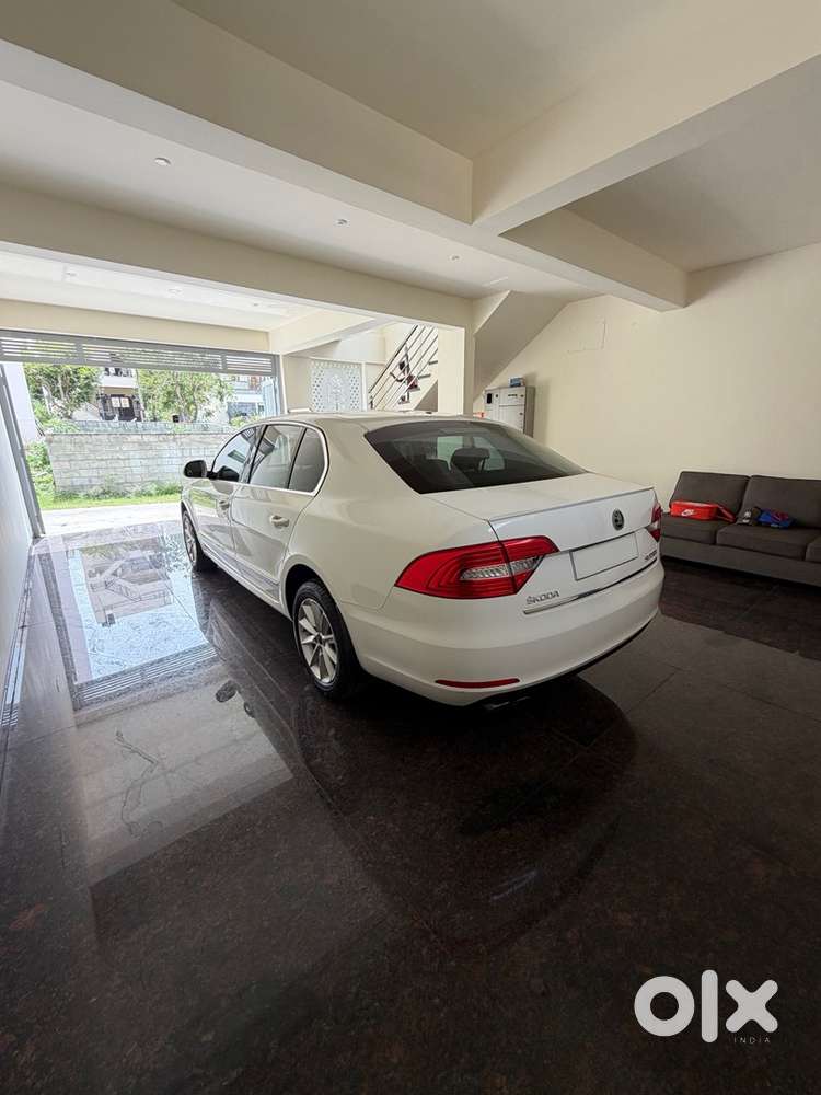 2015 Skoda Superb 1.8 Elegance Tsi Automatic  Mint Condition