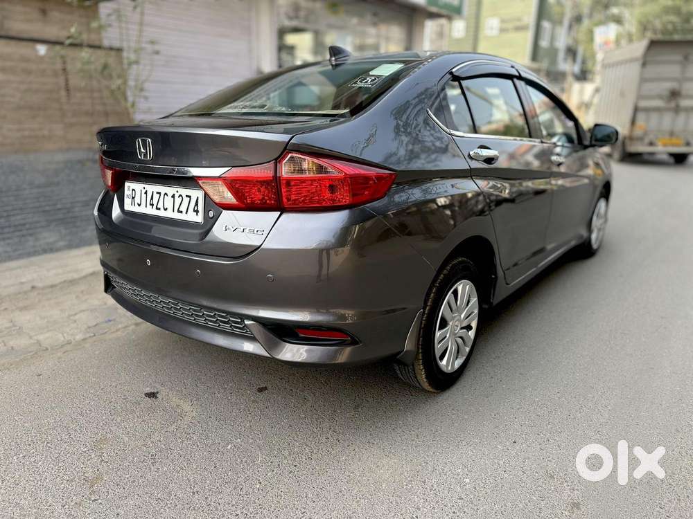 Honda City I-vtec Sv, 2018, Petrol