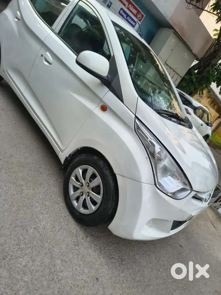 Hyundai Eon Sportz 2012