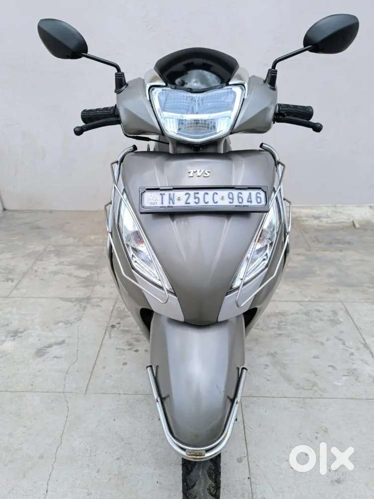 HOT Jupiter Scooty Silver Colour Tvs Jupiter 125 Silver Colour TVS