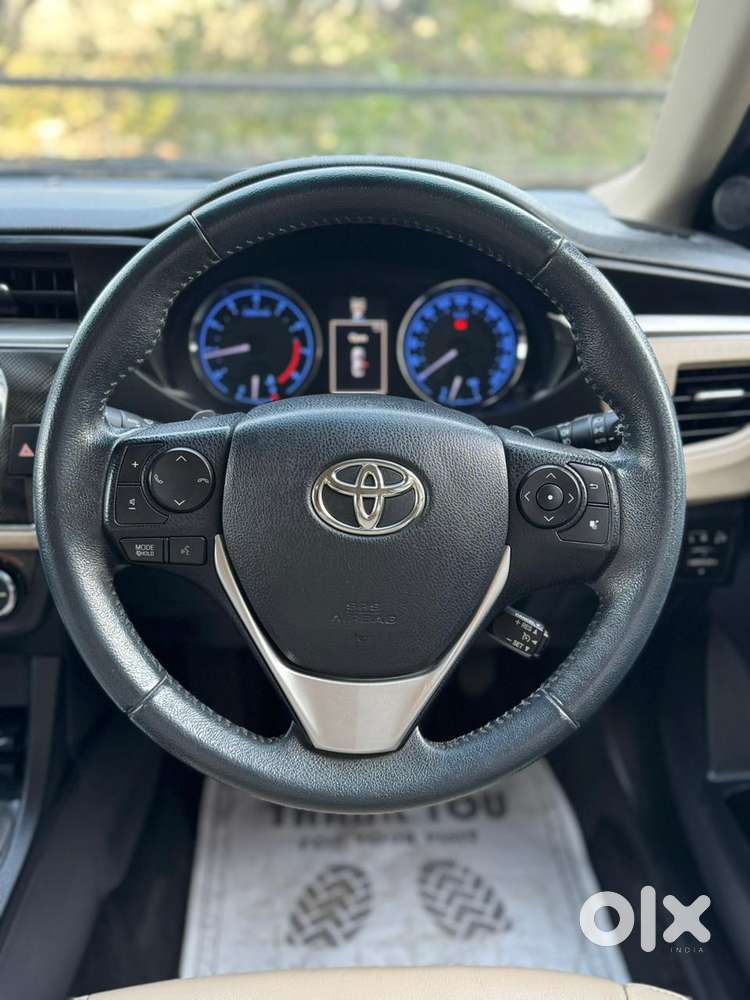 Toyota Corolla Altis 2013-2017 Vl At, 2016, Petrol