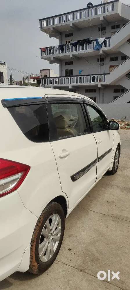 Maruti Suzuki Ertiga 2016