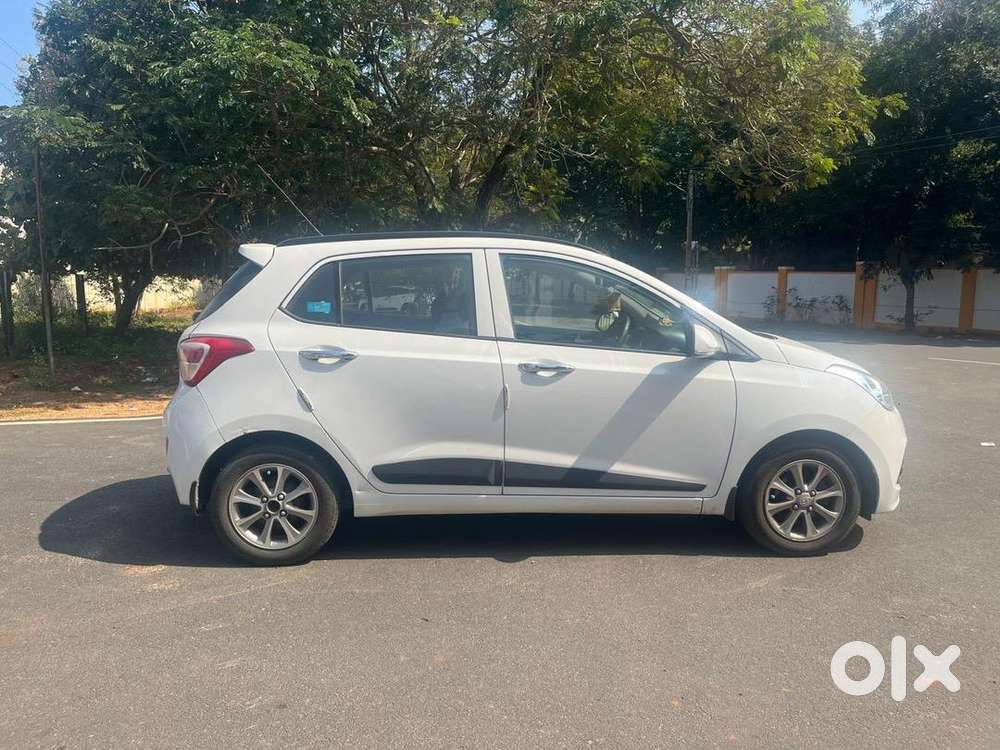 Hyundai Grand I10 2016 Petrol Well Maintained
