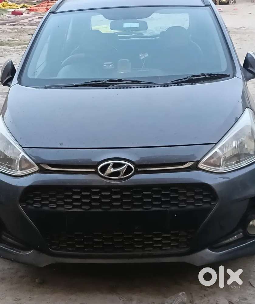 Hyundai Grand I10 Top Model 2017 Petrol 75555 Km Driven