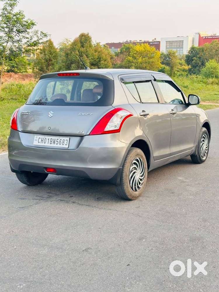 Maruti Suzuki Swift 1.2 Vxi (o), 2017, Petrol
