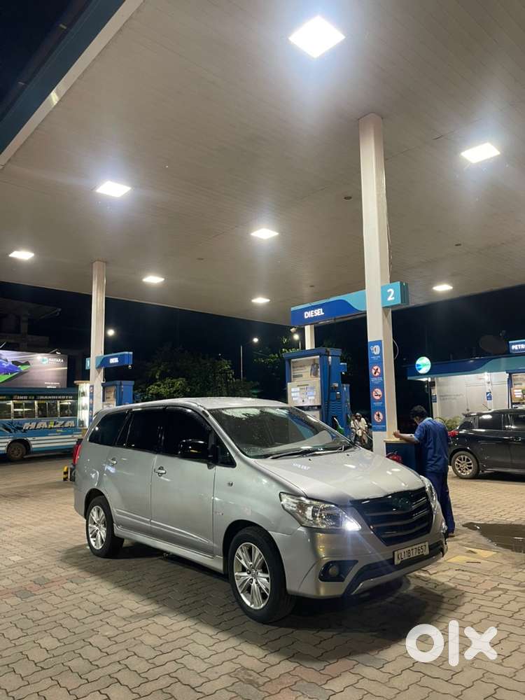 Toyota Innova Diesel 2015