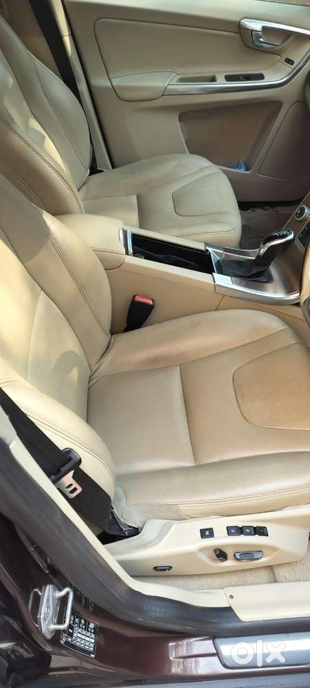 Volvo Xc60 D5 Awd Automatic, 2016, Diesel