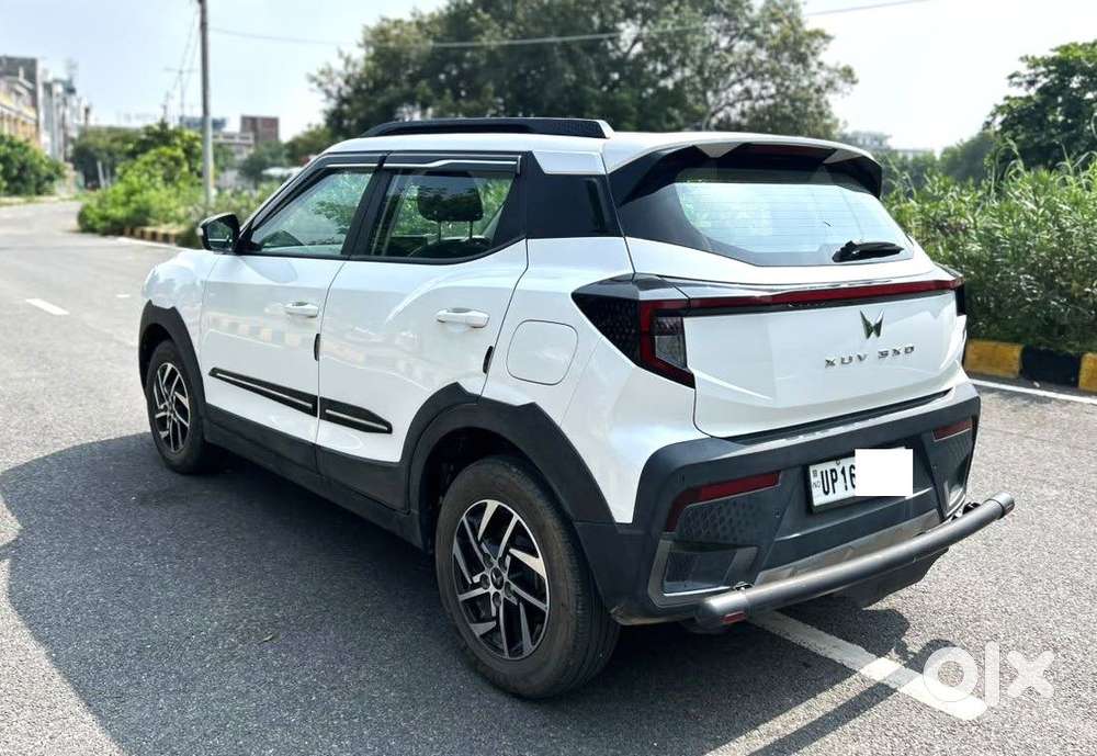Mahindra Xuv 3xo Ax5 Ds Mt, 2026, Diesel