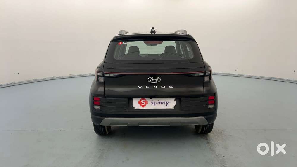 Hyundai Venue 1.2 S (o), 2023, Petrol