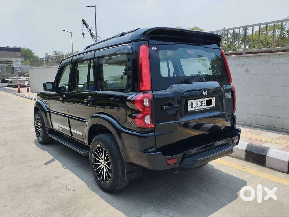 Mahindra Scorpio Classic 2023