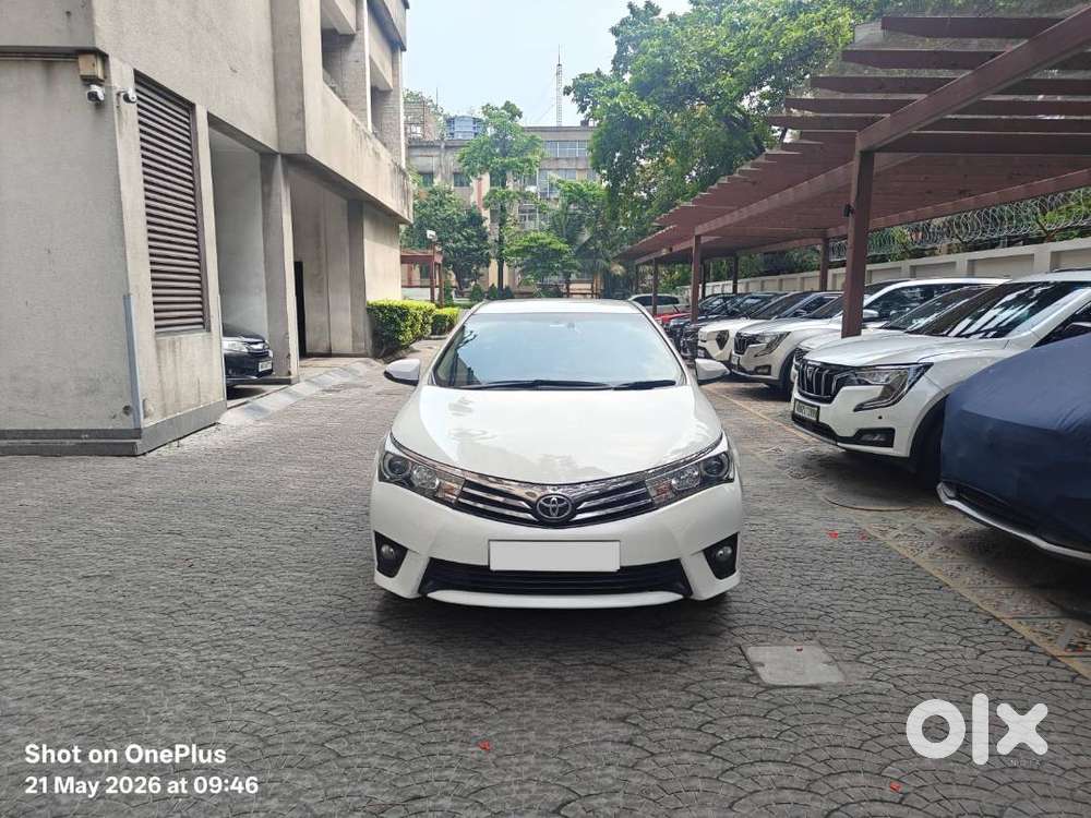 Toyota Altis 2016 Petrol