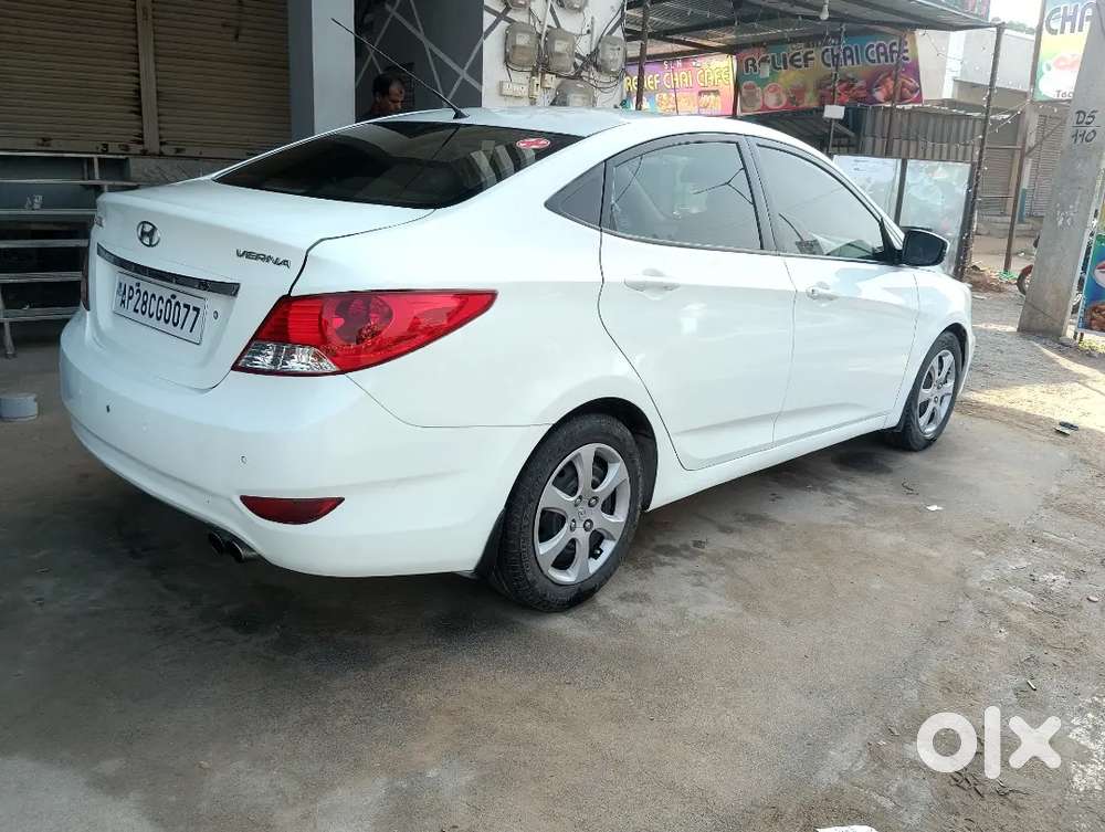 Hyundai Verna Sx O 2012